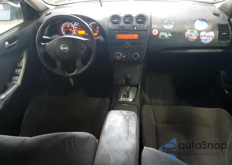 2010 Nissan Altima Base z USA, uszkodzony, nr VIN 1N4AL2AP3AC170944